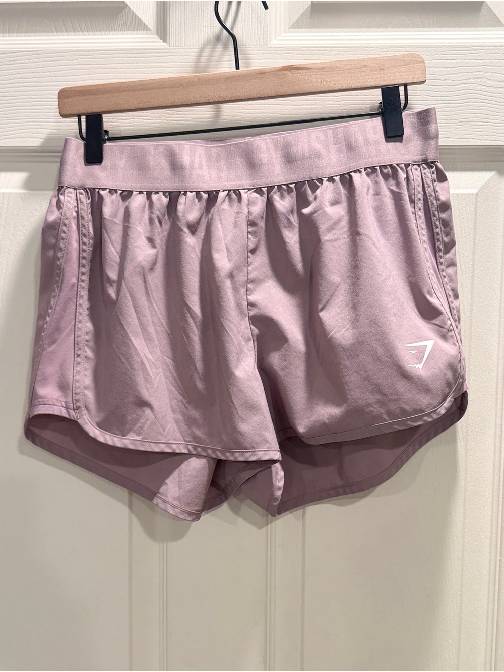 Gymshark Training Loose Fit Shorts – Dusty Pink Lavender – Size Medium - Picture 2 of 8